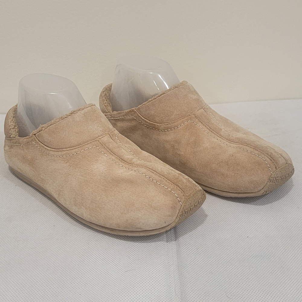 WOMEN'S ACORN TAN SUEDE DRIVING MOCCASINS (sz 8)